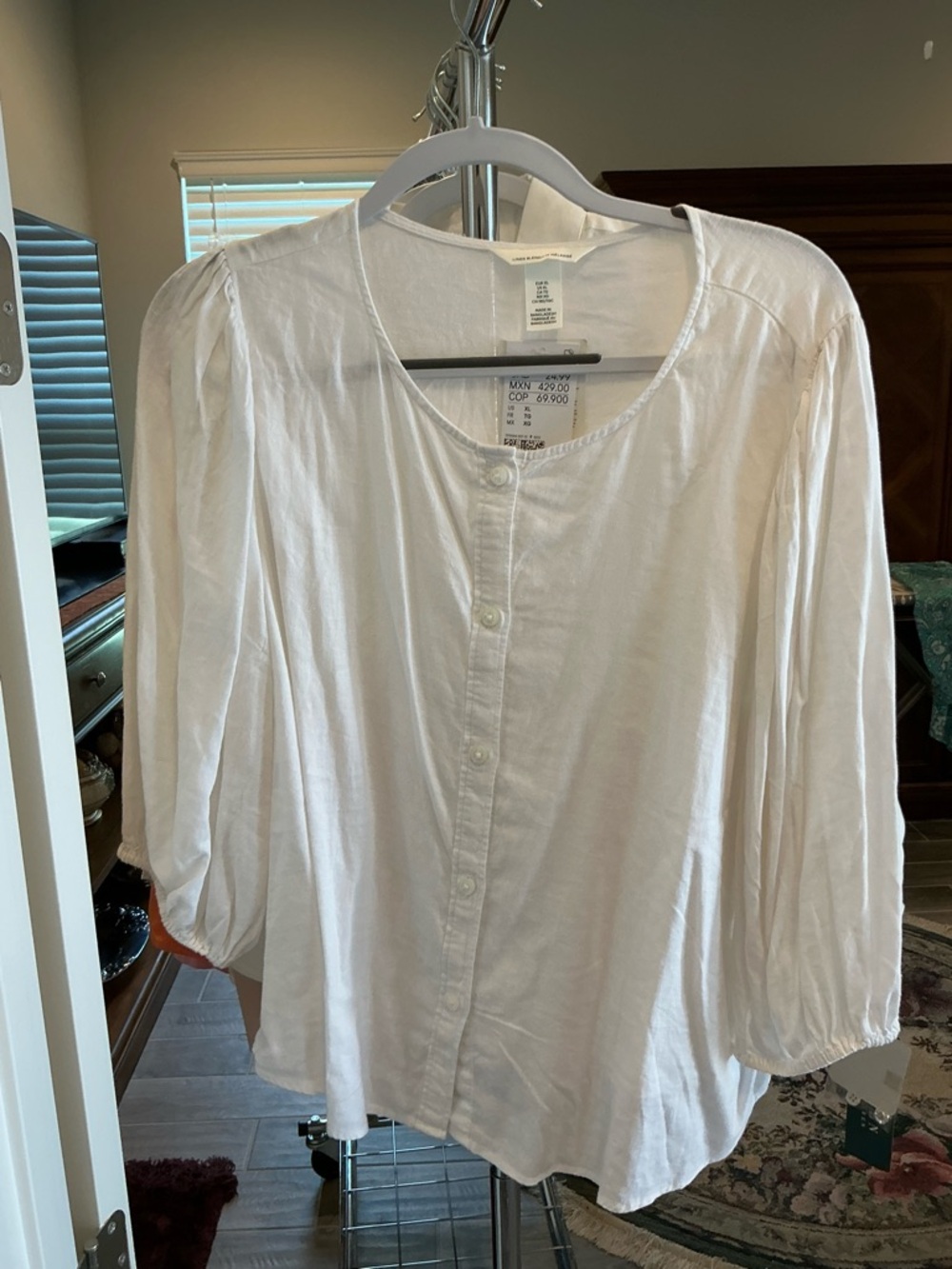 Women's White Button-Front Linen Blend Blouse